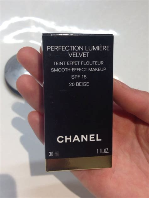 chanel perfection lumiere teint effet flouteur